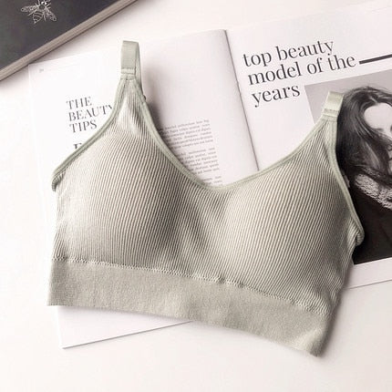 Seamless Sports Bra Women Fitness Top Yoga Bra For Cup A-D Black White Running Yoga Gym Crop Top Women Push Up Sport Bra Top Bh - RELEVAZA