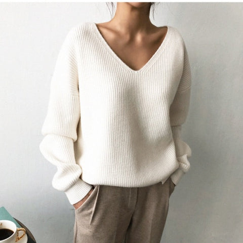 2019 Winter Ovreiszed Sweater Women V Neck Black White Sweater Irregular Hen Knitted Tops - RELEVAZA